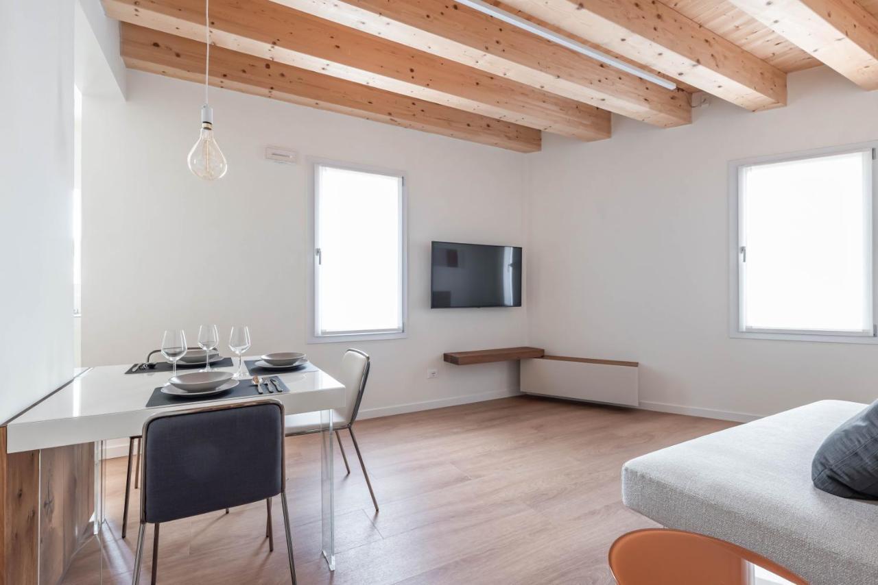 Appartement Palazzo '900 Design Flats - Il Poeta à Padoue Extérieur photo